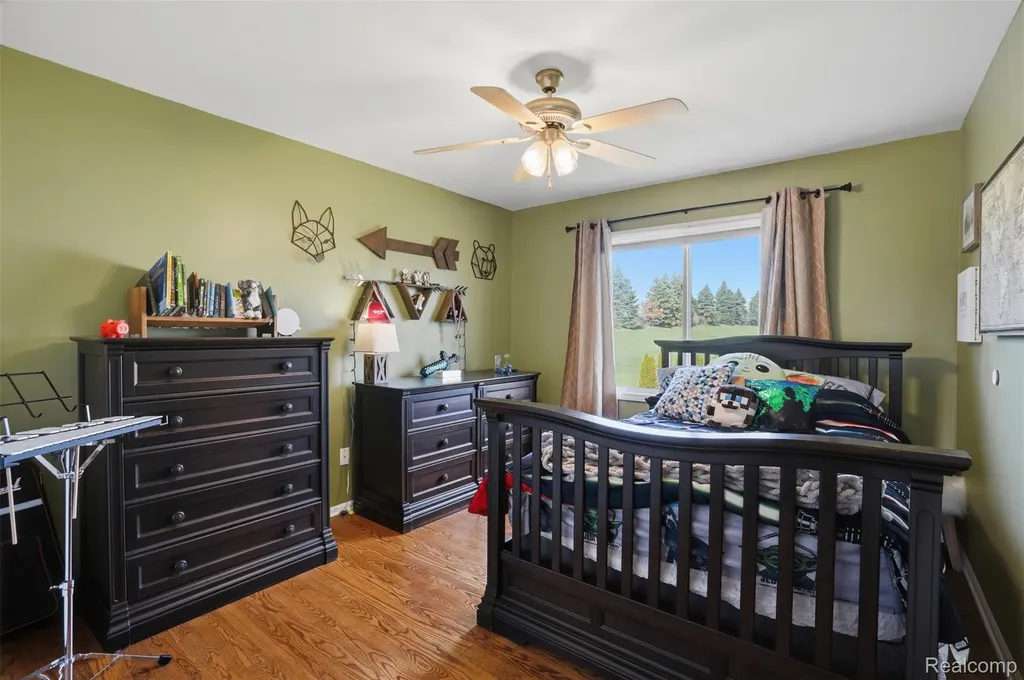 13982 Pleasant View Court Plymouth Charter Township MI 48170