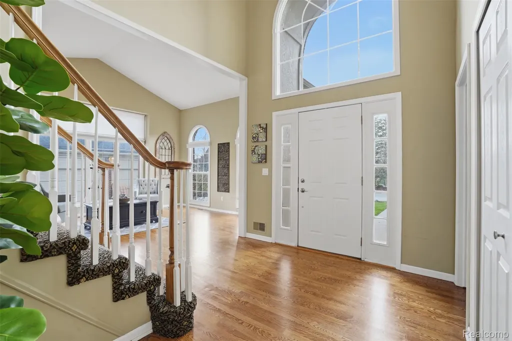 13982 Pleasant View Court Plymouth Charter Township MI 48170