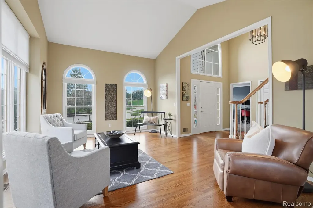 13982 Pleasant View Court Plymouth Charter Township MI 48170