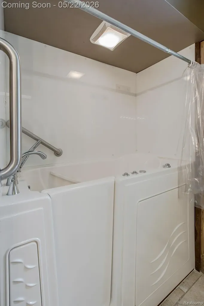1440 Harding Avenue Orion Charter Township MI 48362