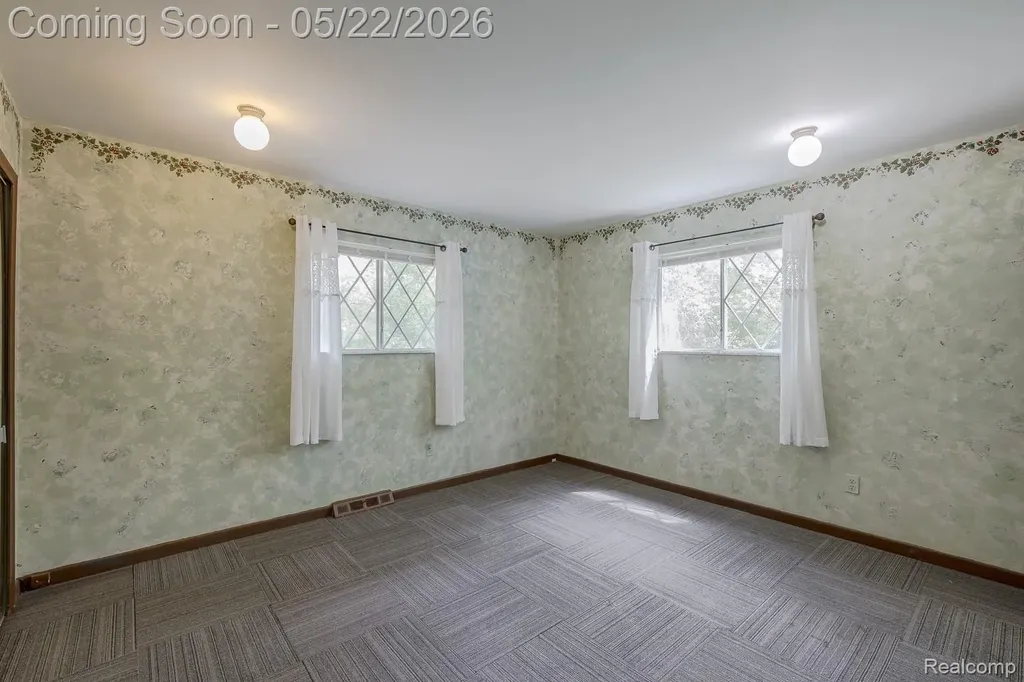 1440 Harding Avenue Orion Charter Township MI 48362