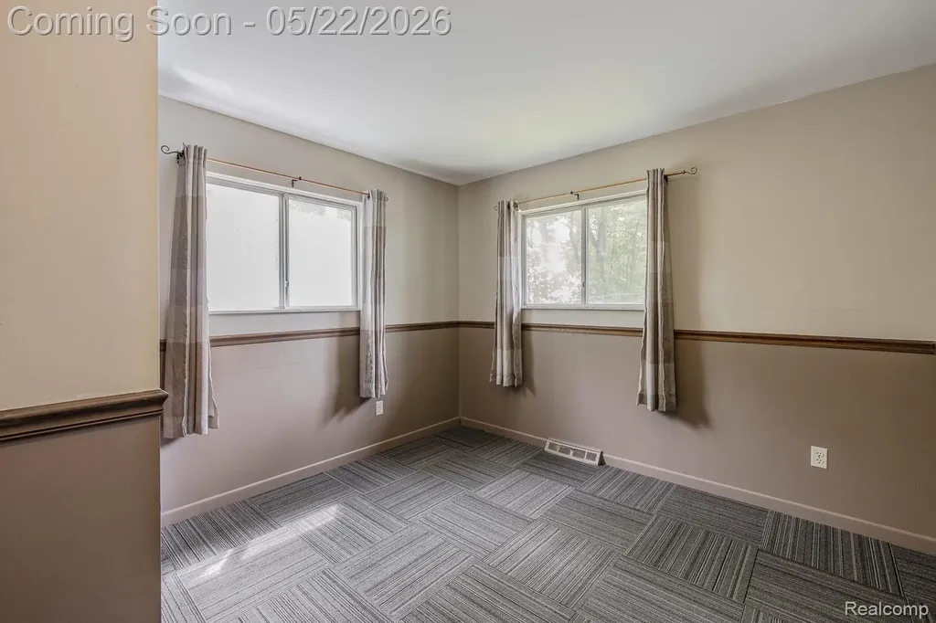 1440 Harding Avenue Orion Charter Township MI 48362