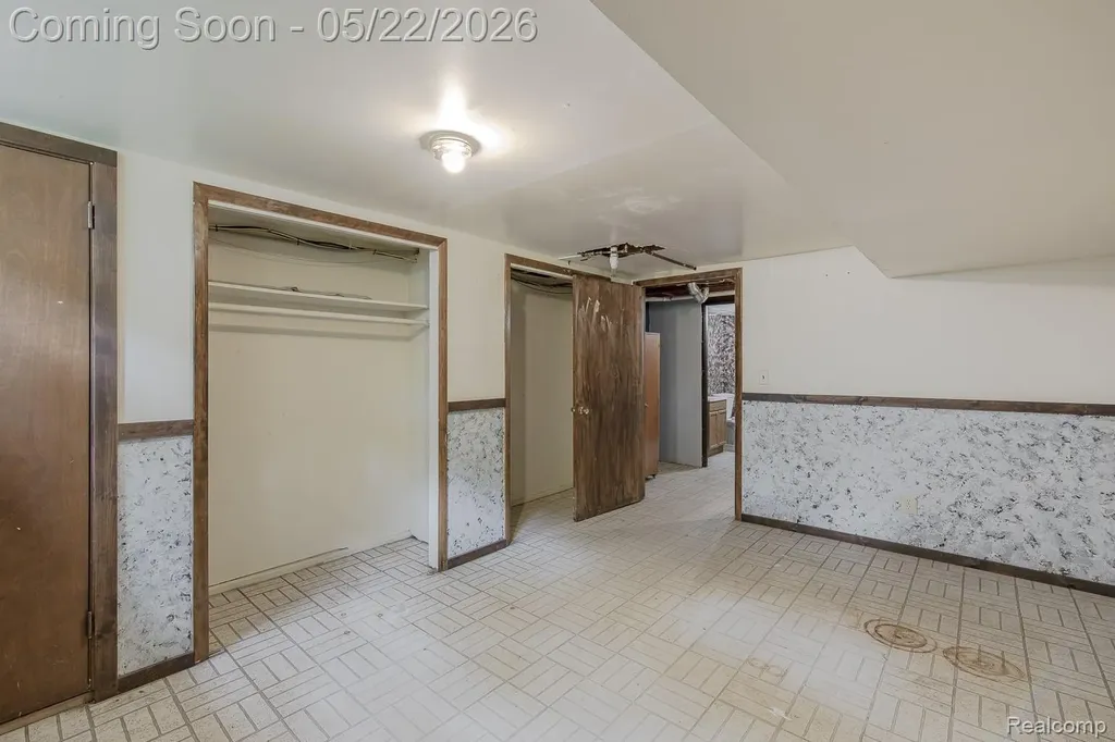 1440 Harding Avenue Orion Charter Township MI 48362