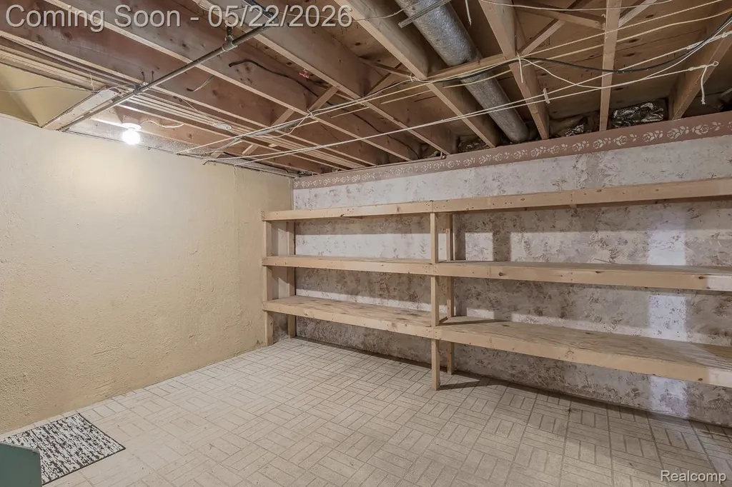 1440 Harding Avenue Orion Charter Township MI 48362
