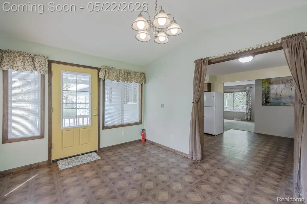 1440 Harding Avenue Orion Charter Township MI 48362