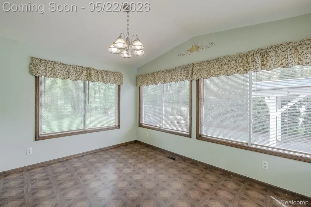 1440 Harding Avenue Orion Charter Township MI 48362