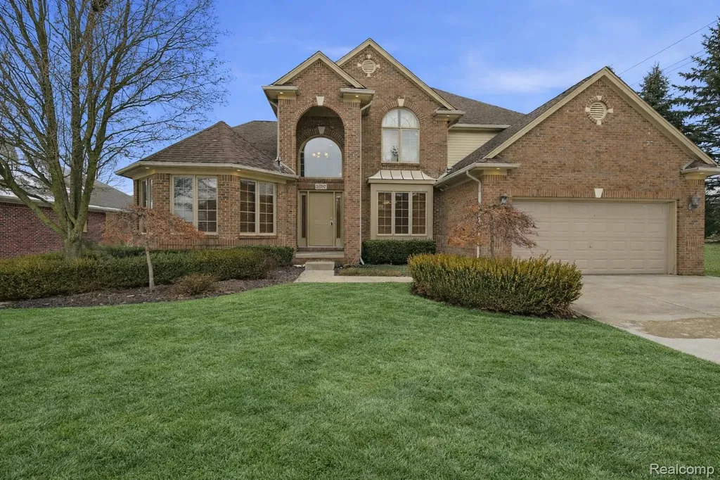 21797 Ambassador Drive Macomb Township MI 48044