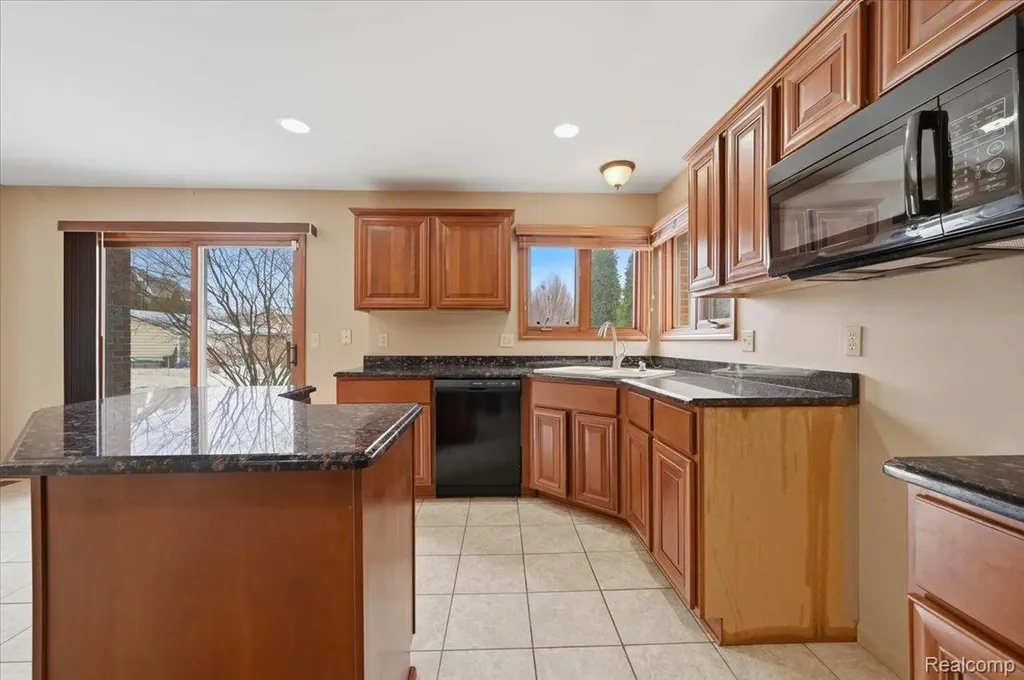 21797 Ambassador Drive Macomb Township MI 48044
