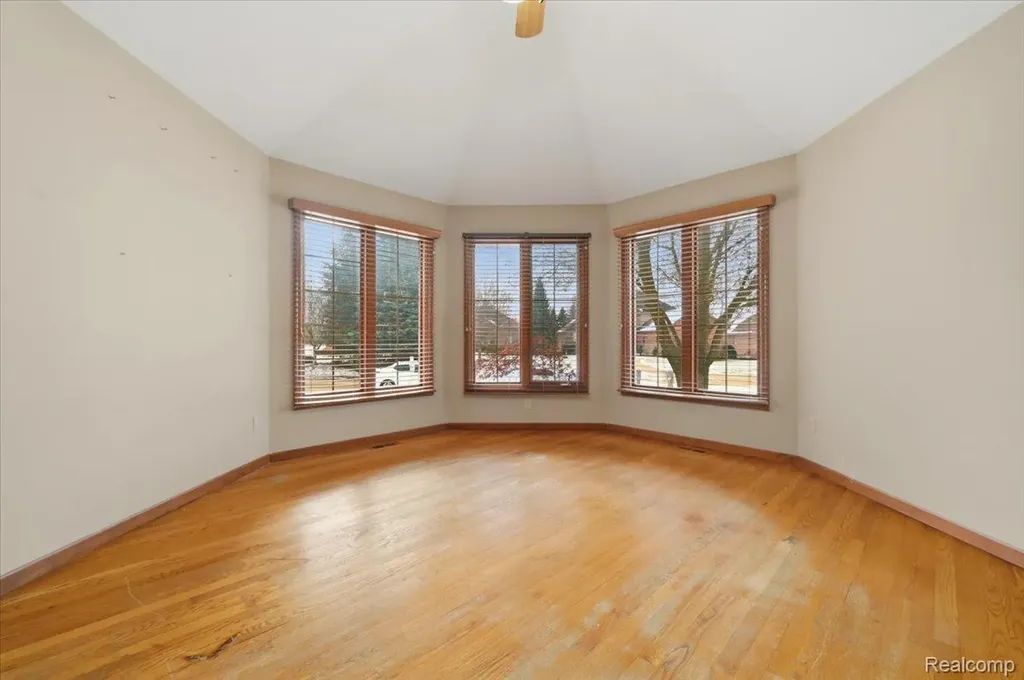 21797 Ambassador Drive Macomb Township MI 48044