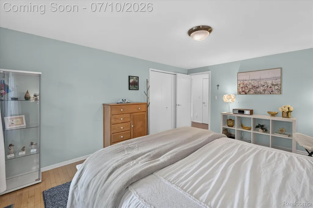5017 Surfwood Drive Commerce Charter Township MI 48382