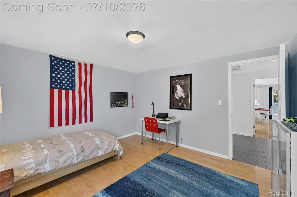 5017 Surfwood Drive Commerce Charter Township MI 48382