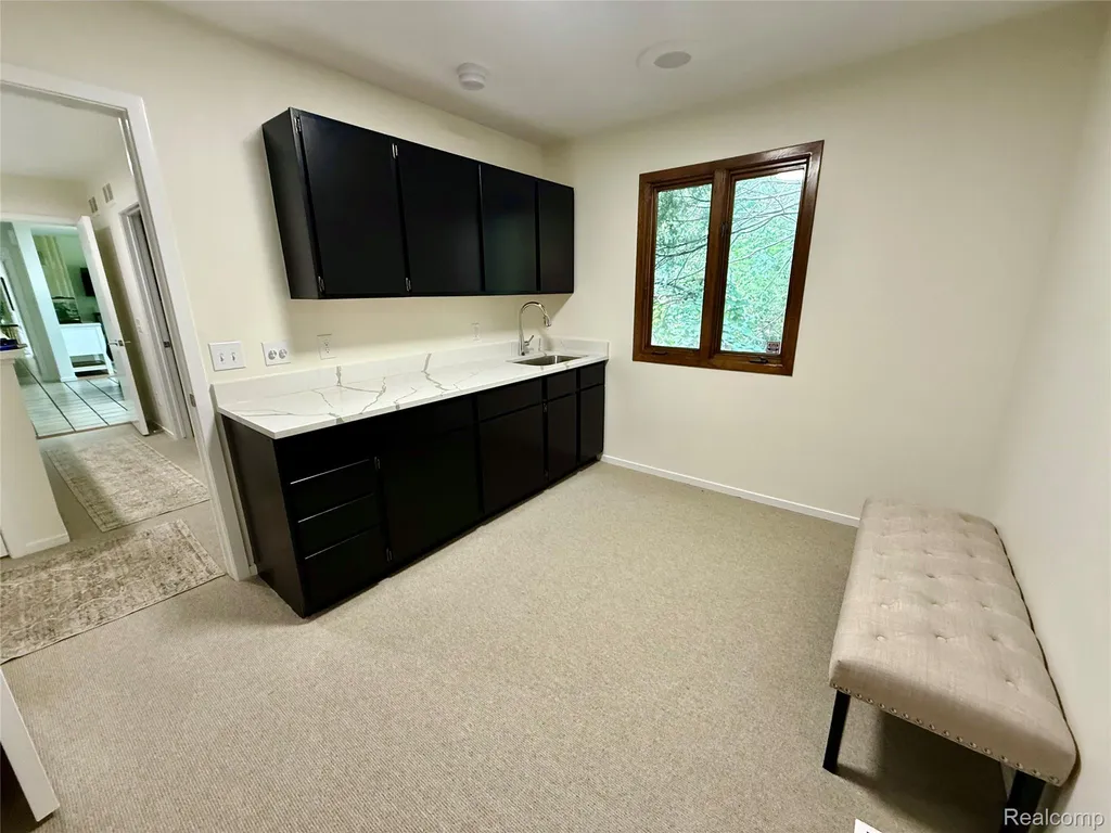 275 Pine Ridge Drive Bloomfield Hills City MI 48304