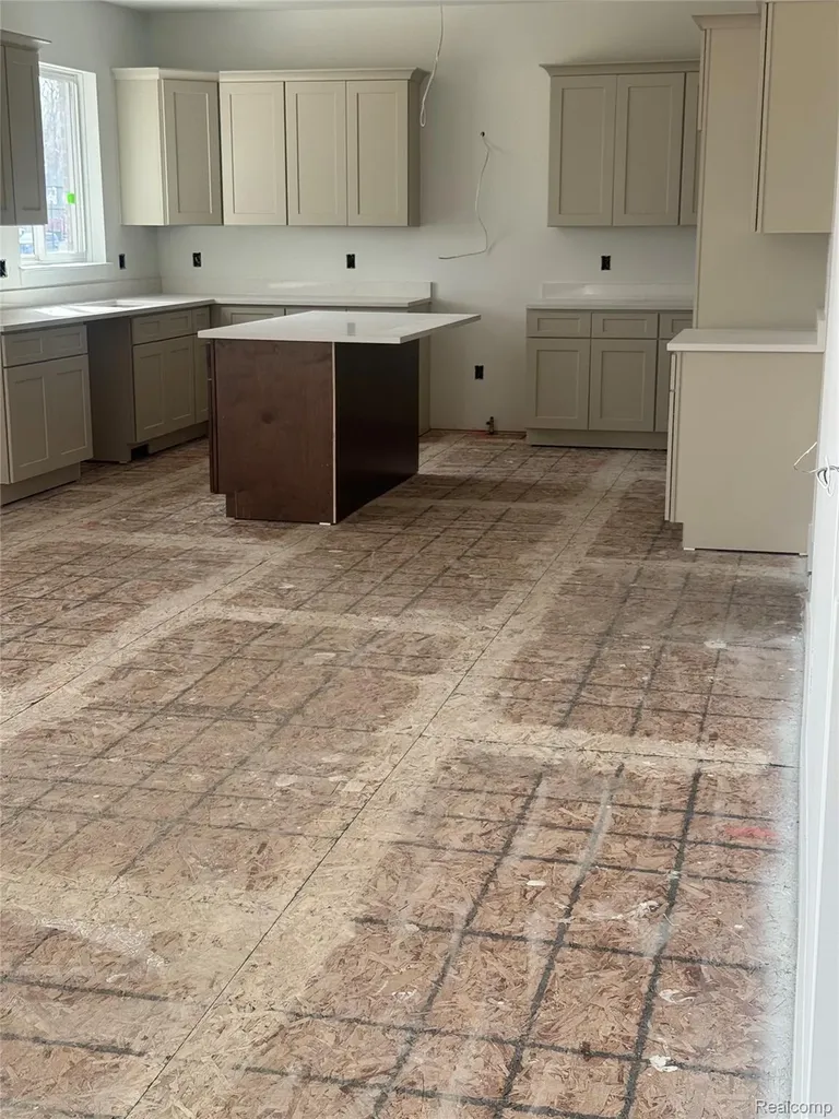 24314 Sawgrass Drive Macomb Township MI 48042