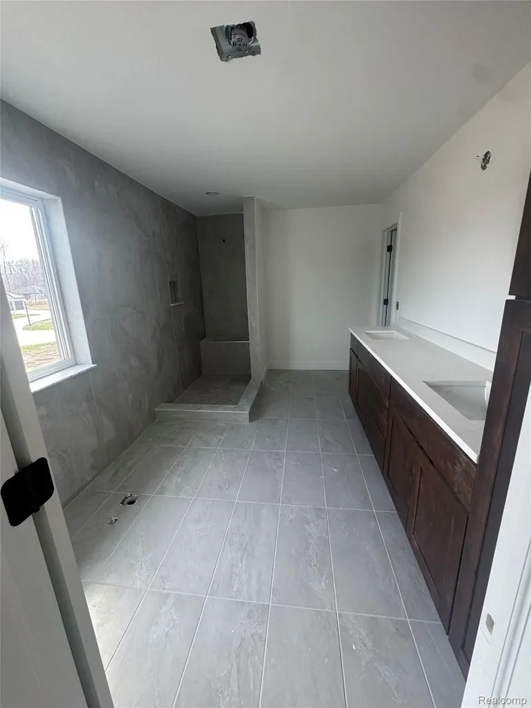 24314 Sawgrass Drive Macomb Township MI 48042