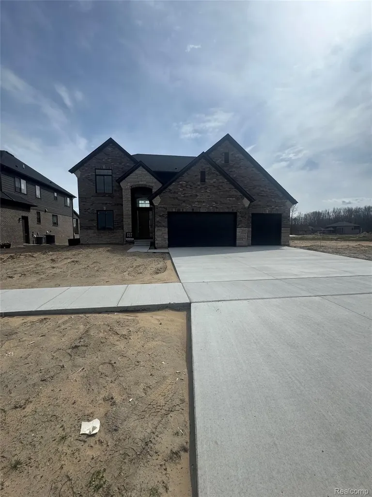24314 Sawgrass Drive Macomb Township MI 48042