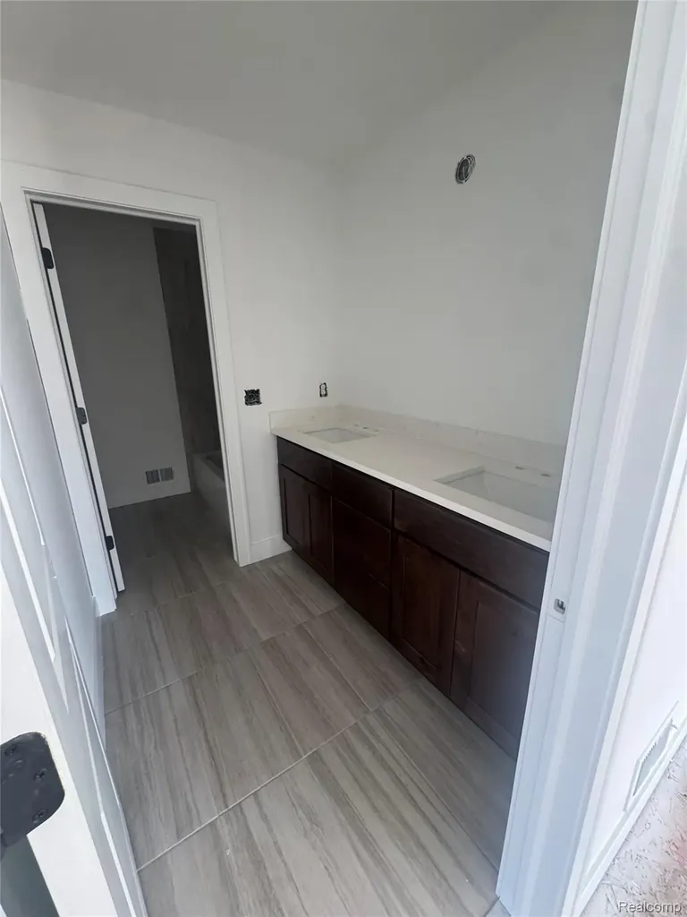 24314 Sawgrass Drive Macomb Township MI 48042
