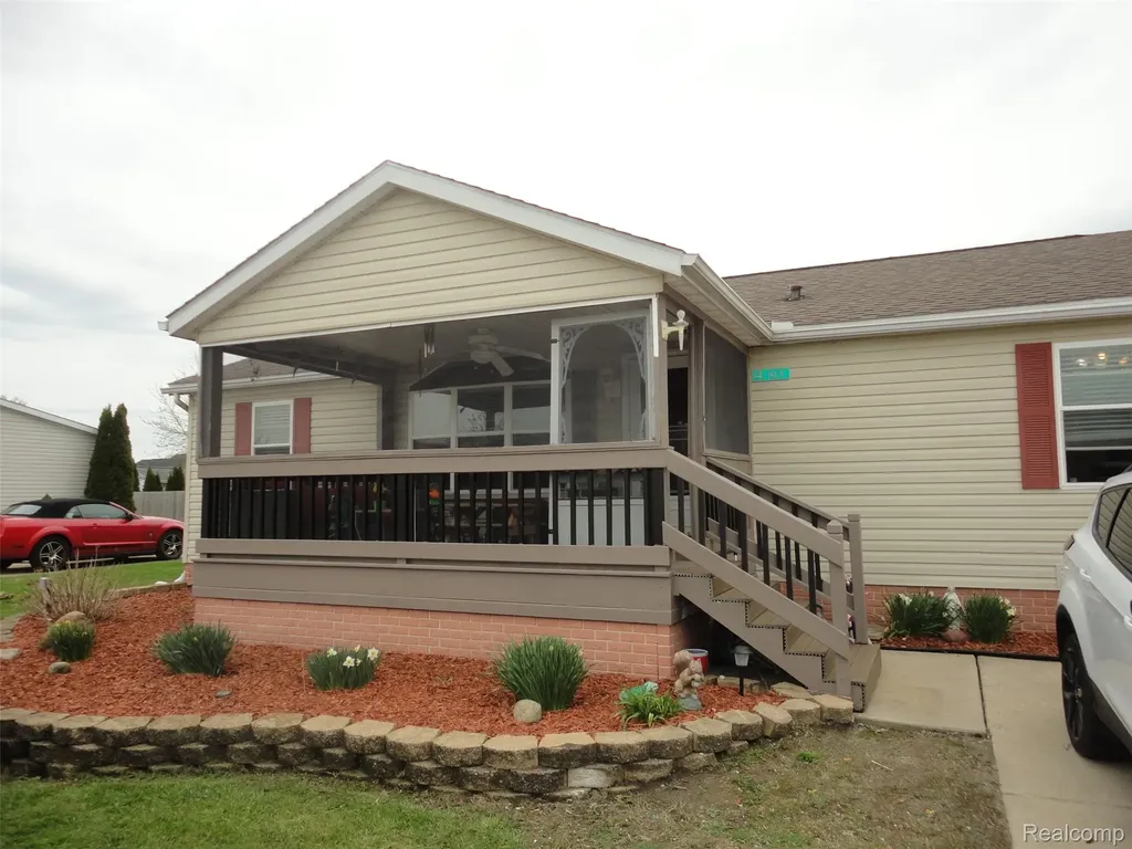 815 Jacobs Landing Raisinville Township MI 48161