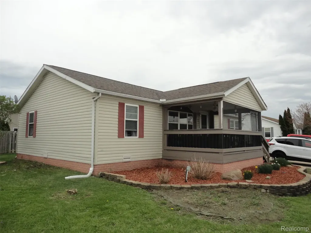 815 Jacobs Landing Raisinville Township MI 48161