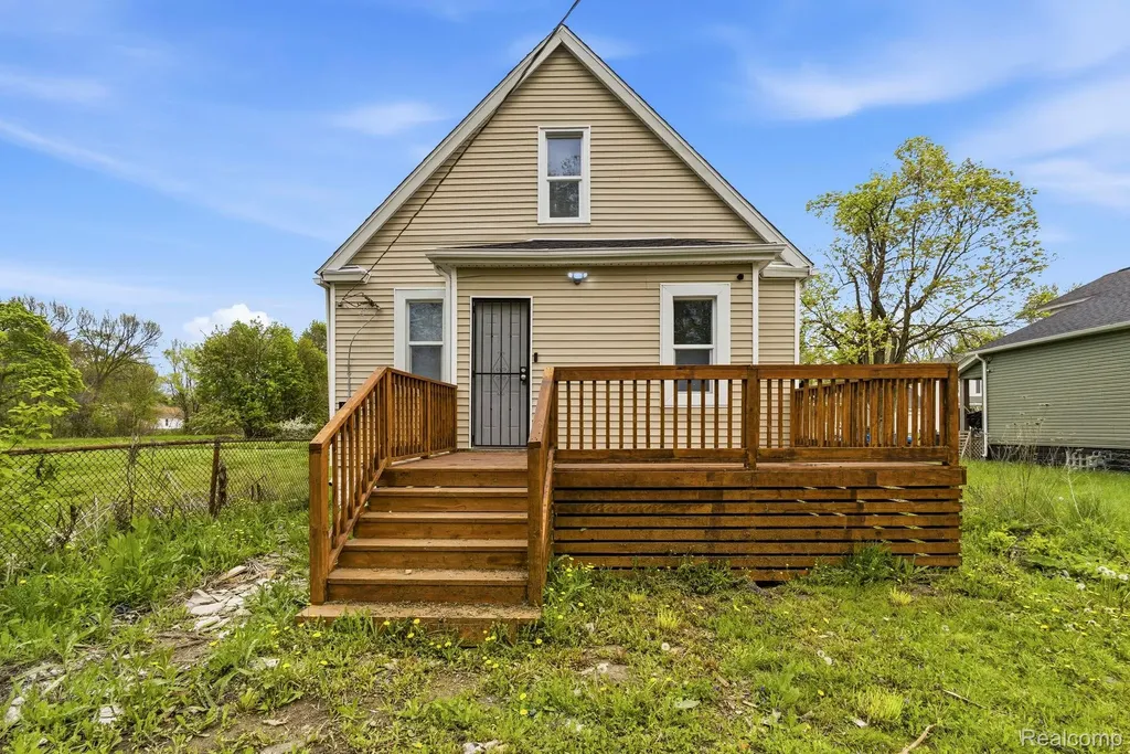 3869 Harding Street Detroit City MI 48214