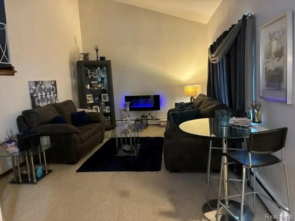 15718 George Washington Southfield City MI 48075