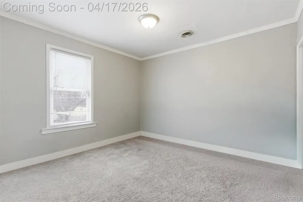 5729 Maxwell Street Detroit City MI 48213
