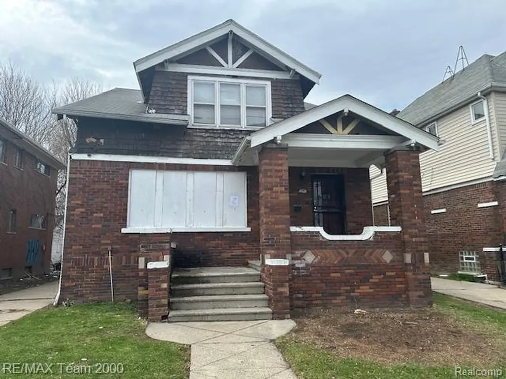 5291 Lakewood Street Detroit City MI 48213