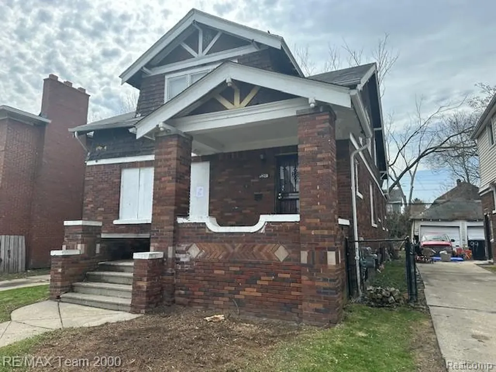 5291 Lakewood Street Detroit City MI 48213