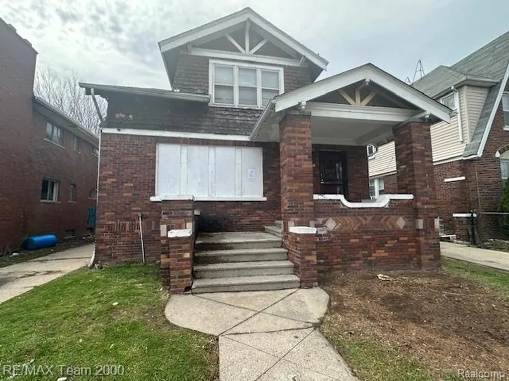 5291 Lakewood Street Detroit City MI 48213