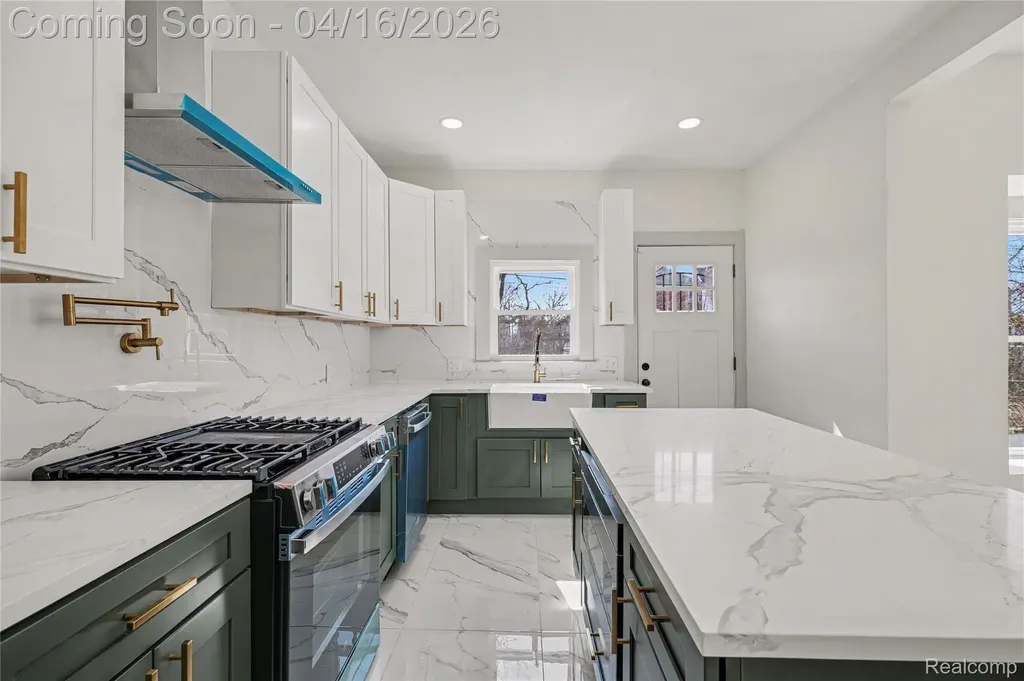 3493 Baldwin Street Detroit City MI 48214