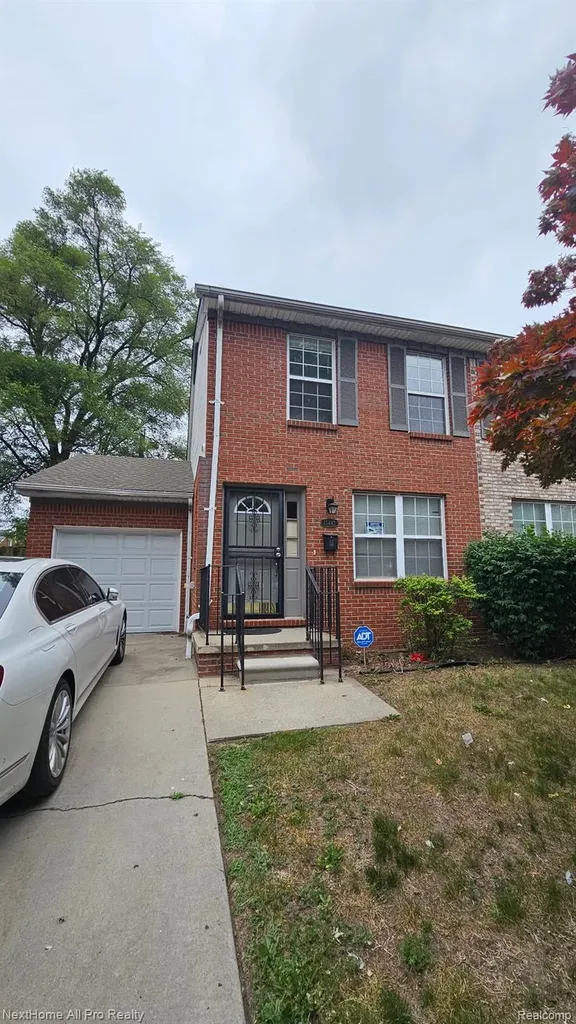 15443 Meyers Road Detroit City MI 48227