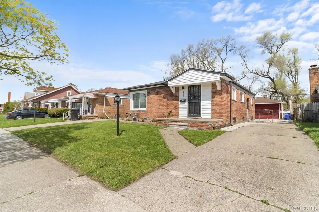 6781 Iowa Street Detroit City MI 48212