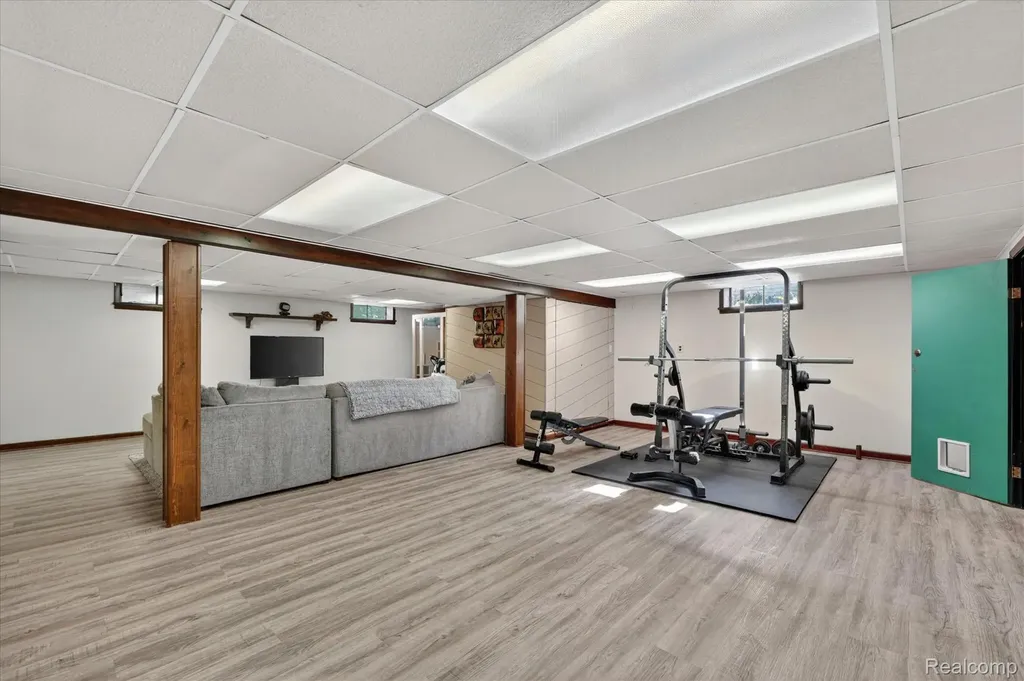 18178 22 Mile Road Macomb Township MI 48044