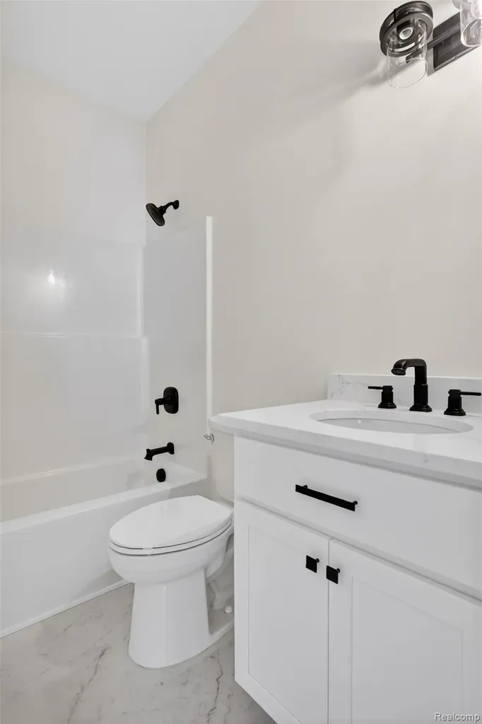 2270 Gilder Drive Marion Township MI 48843