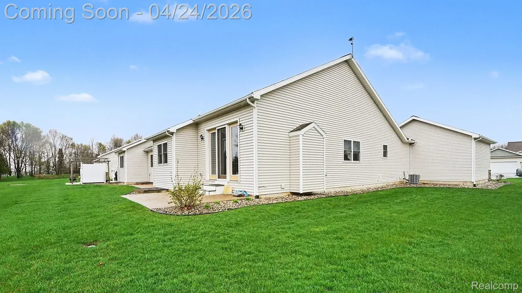 4013 Eastbridge Circle Road Stockbridge Village MI 49285