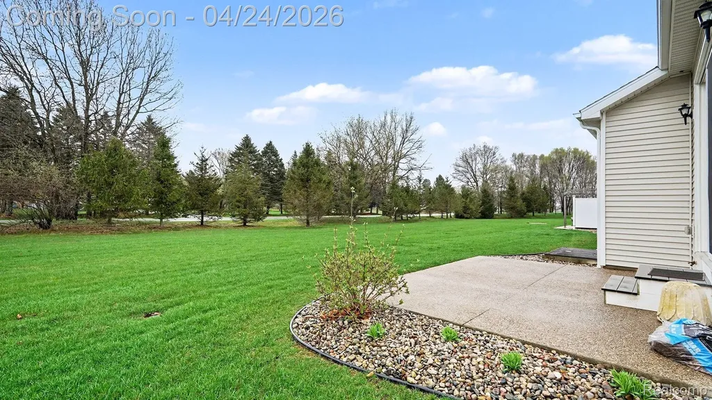 4013 Eastbridge Circle Road Stockbridge Village MI 49285