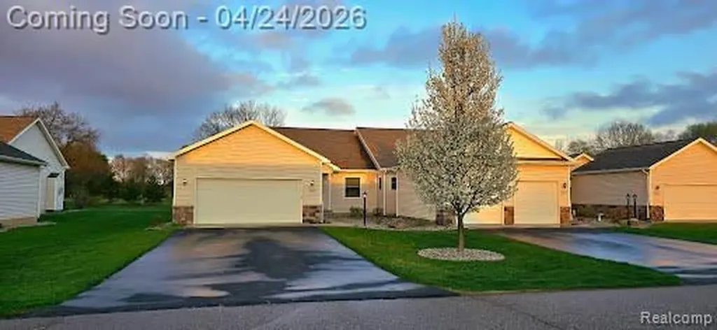 4013 Eastbridge Circle Road Stockbridge Village MI 49285