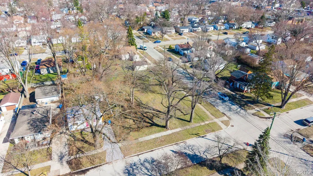 24300 Mcdonald Street Dearborn Heights City MI 48125