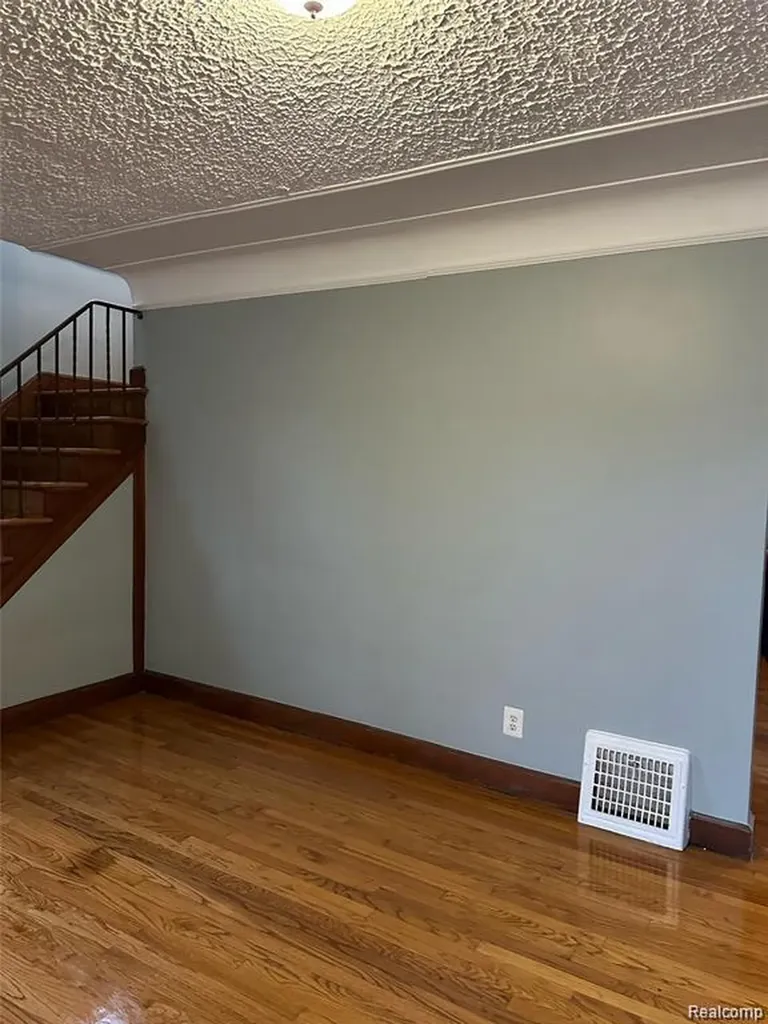 13935 Faust Avenue Detroit City MI 48223