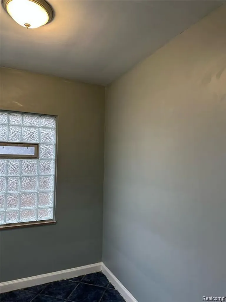 13935 Faust Avenue Detroit City MI 48223