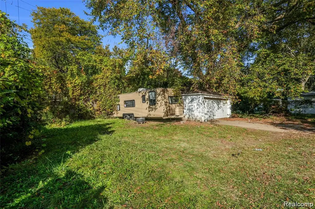 13935 Faust Avenue Detroit City MI 48223