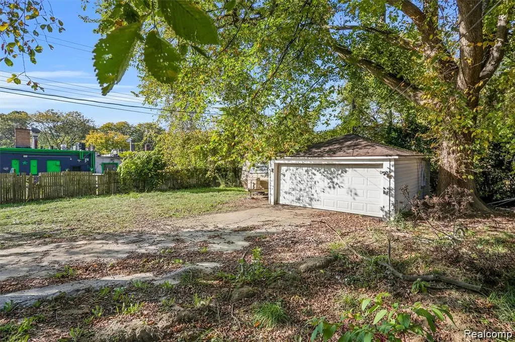 13935 Faust Avenue Detroit City MI 48223
