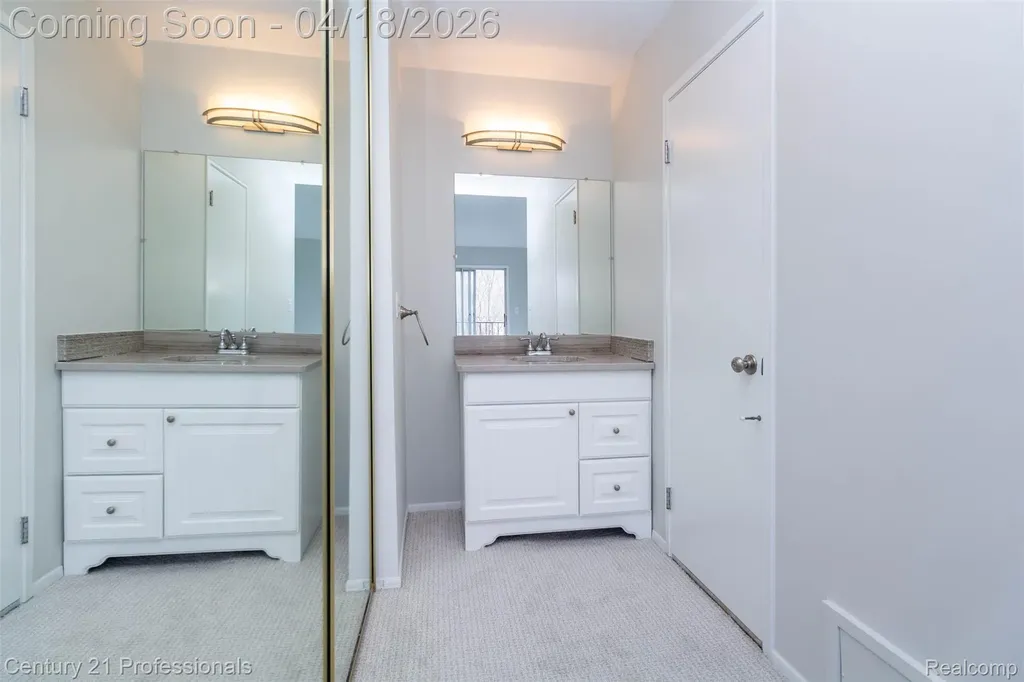 3567 Burbank Drive Ann Arbor City MI 48105