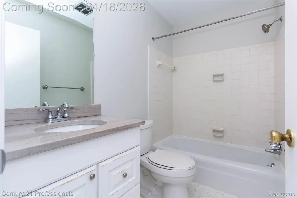 3567 Burbank Drive Ann Arbor City MI 48105