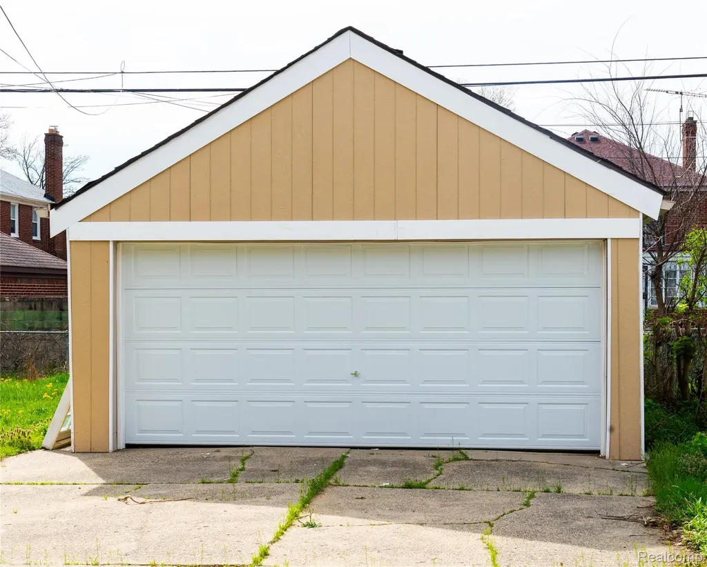 18435 Sorrento Street Detroit City MI 48235