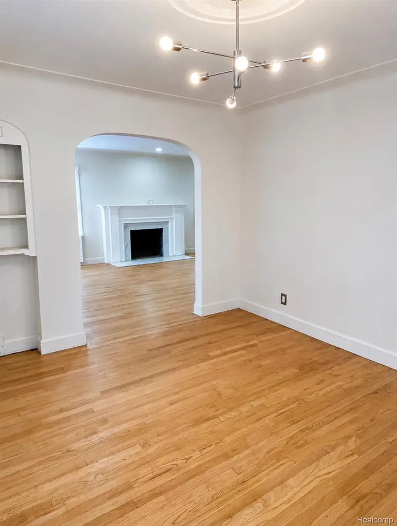 18435 Sorrento Street Detroit City MI 48235