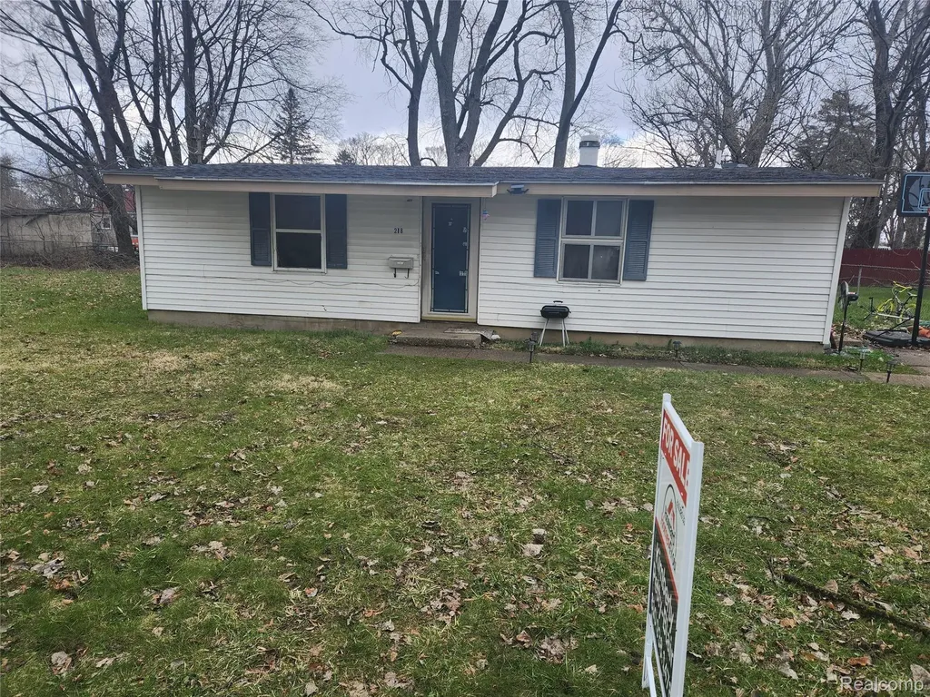 218 W Holbrook Avenue Flint City MI 48505