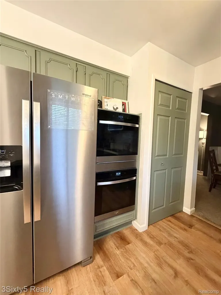 23577 W Newell Circle Farmington Hills City MI 48336