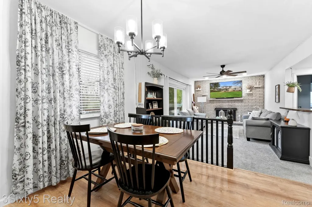 23577 W Newell Circle Farmington Hills City MI 48336