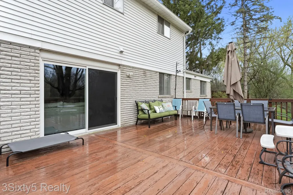 23577 W Newell Circle Farmington Hills City MI 48336