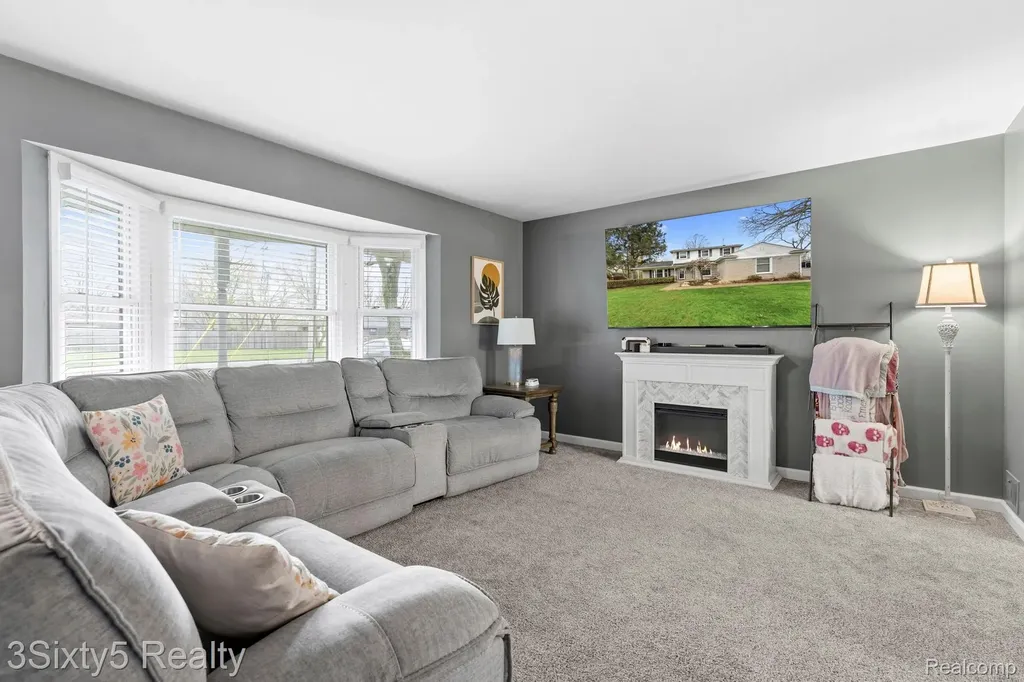 23577 W Newell Circle Farmington Hills City MI 48336
